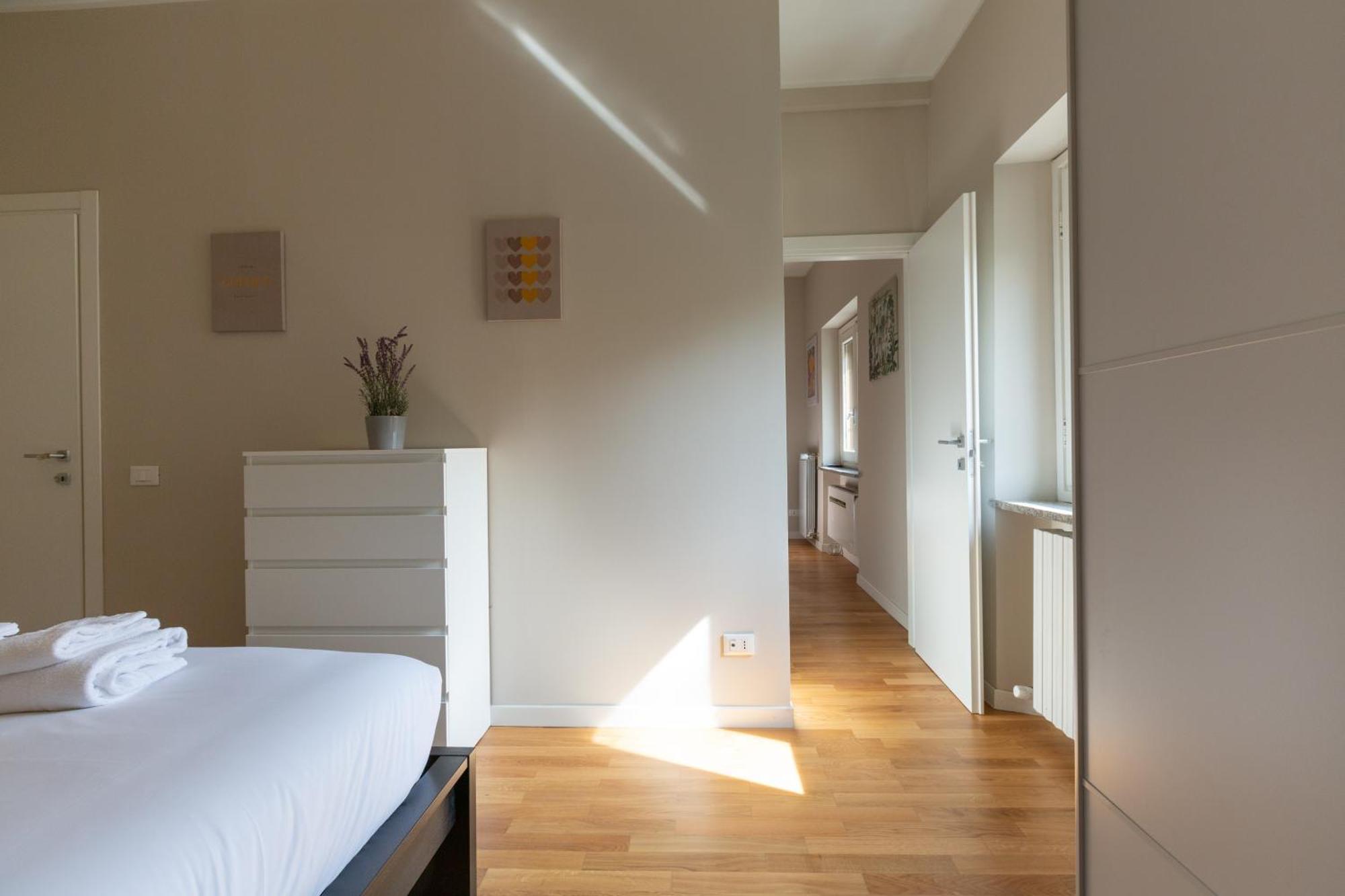 Porta Romana Lovely Apartment มิลาน ภายนอก รูปภาพ