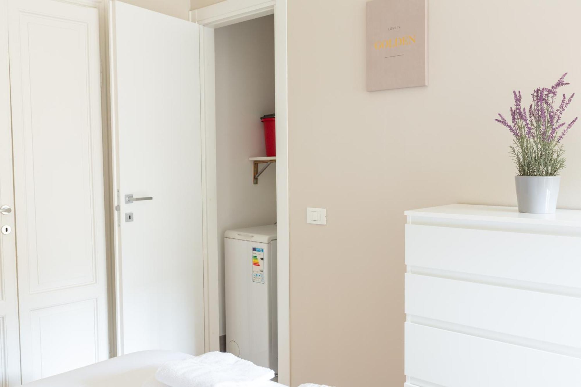 Porta Romana Lovely Apartment มิลาน ภายนอก รูปภาพ