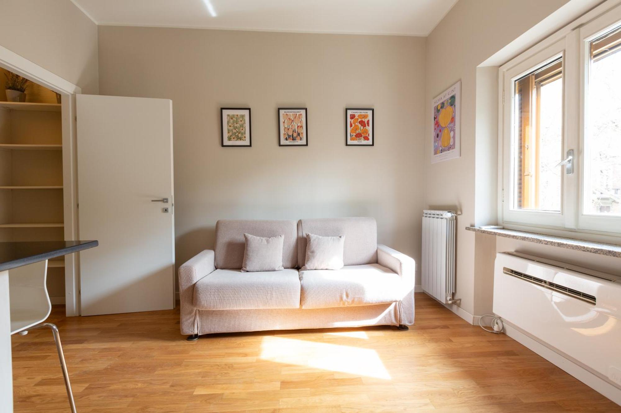 Porta Romana Lovely Apartment มิลาน ภายนอก รูปภาพ